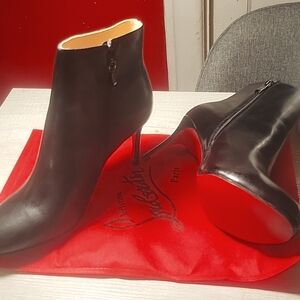 Christian Louboutin Calfskin So Kate Booty Ankle Boots 41 Black